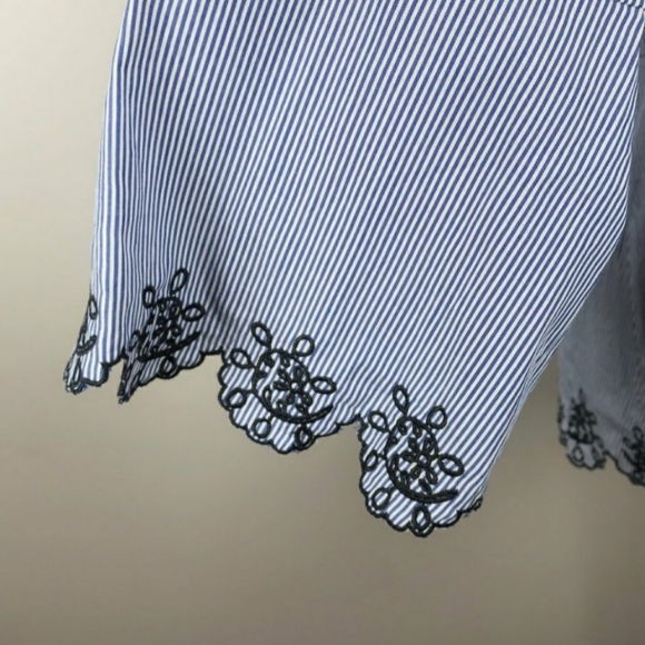 NWT YYIGAL Pinstripe Off Shoulder Top Size XL - Picture 5 of 9